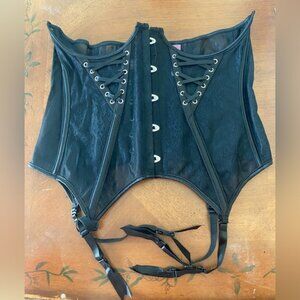 Adore Me Black Underbust Corset with Lace-Up Design
